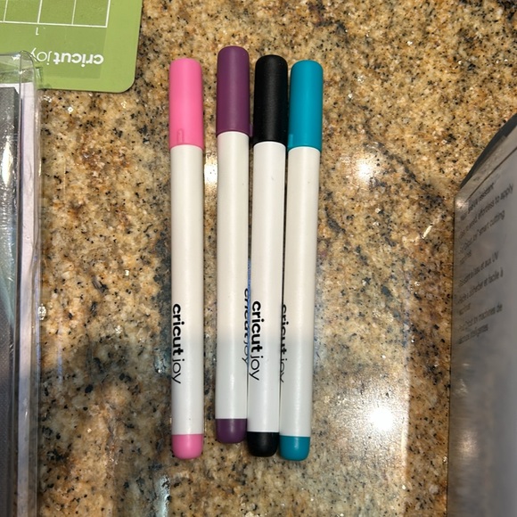 Cricut Joy bundle - Picture 8 of 8